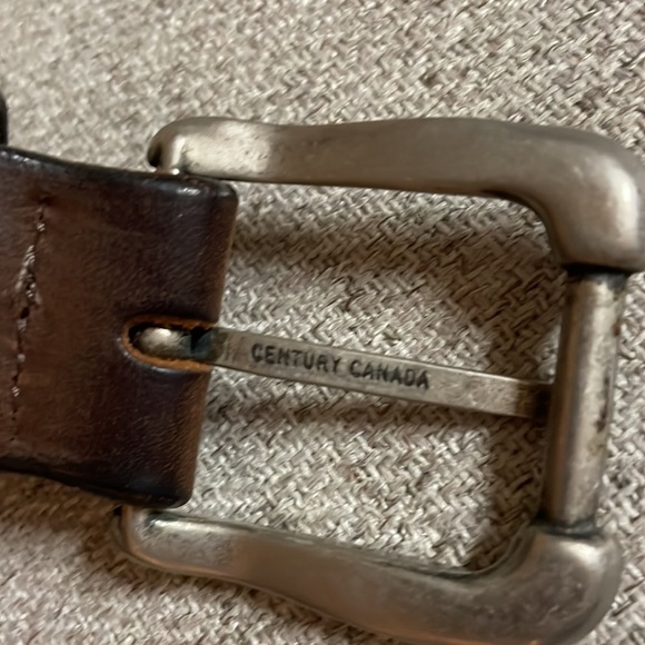 Vintage Century Canada belt - Picture 2 of 5